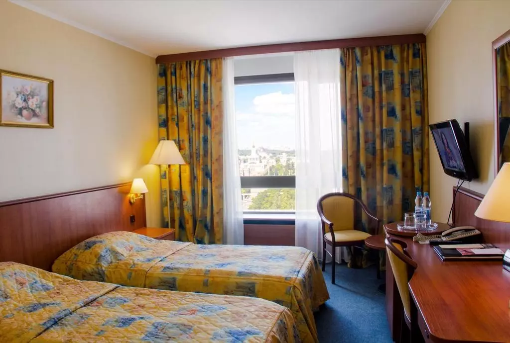 hotel cosmos club moscow_shabavizparvaz_11.jpg